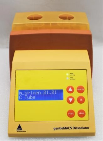 652067_4