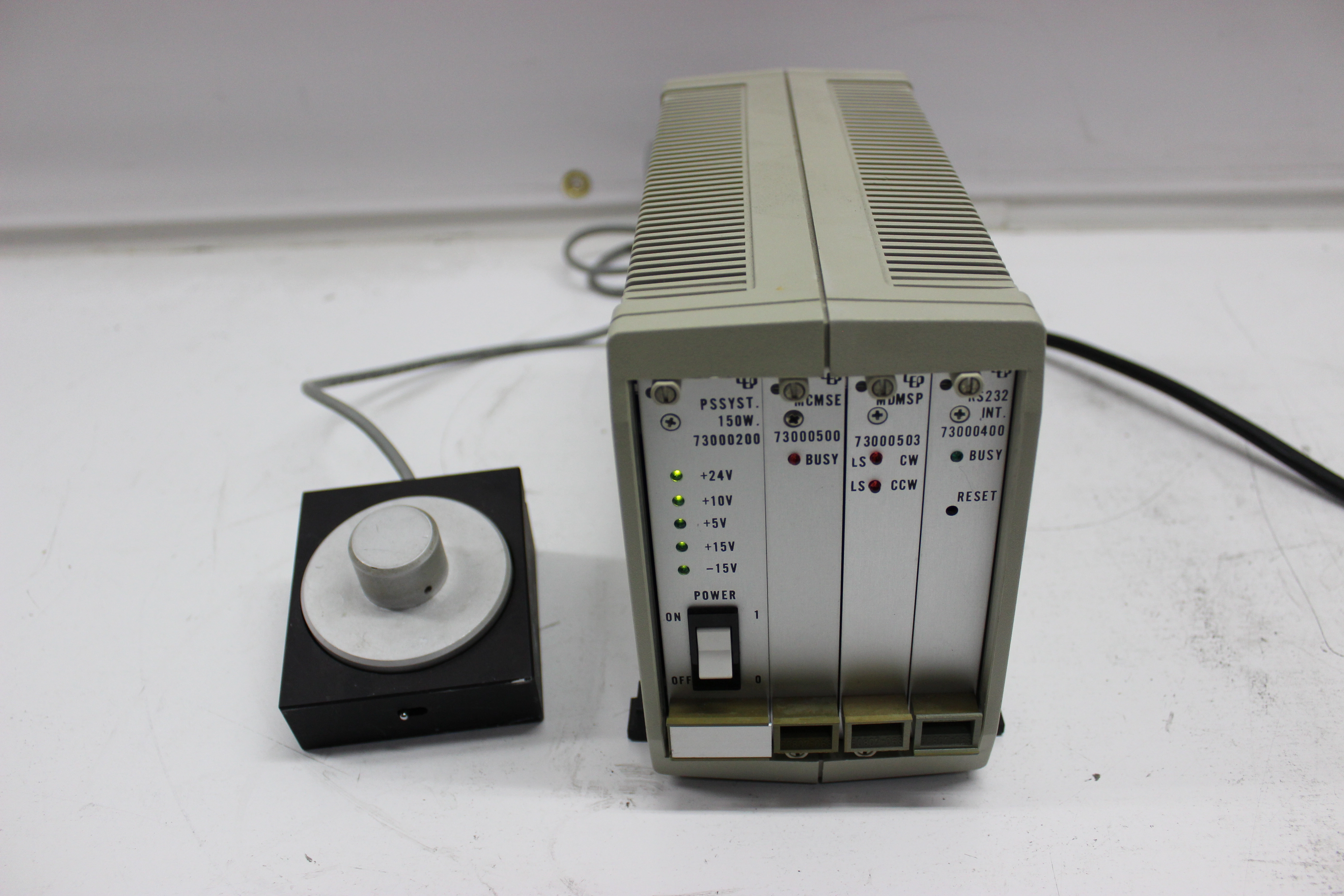 LEP Microscope Controller 4-Slot Chassis PSSYST MCMSE MDMSP RS232 - 3347010