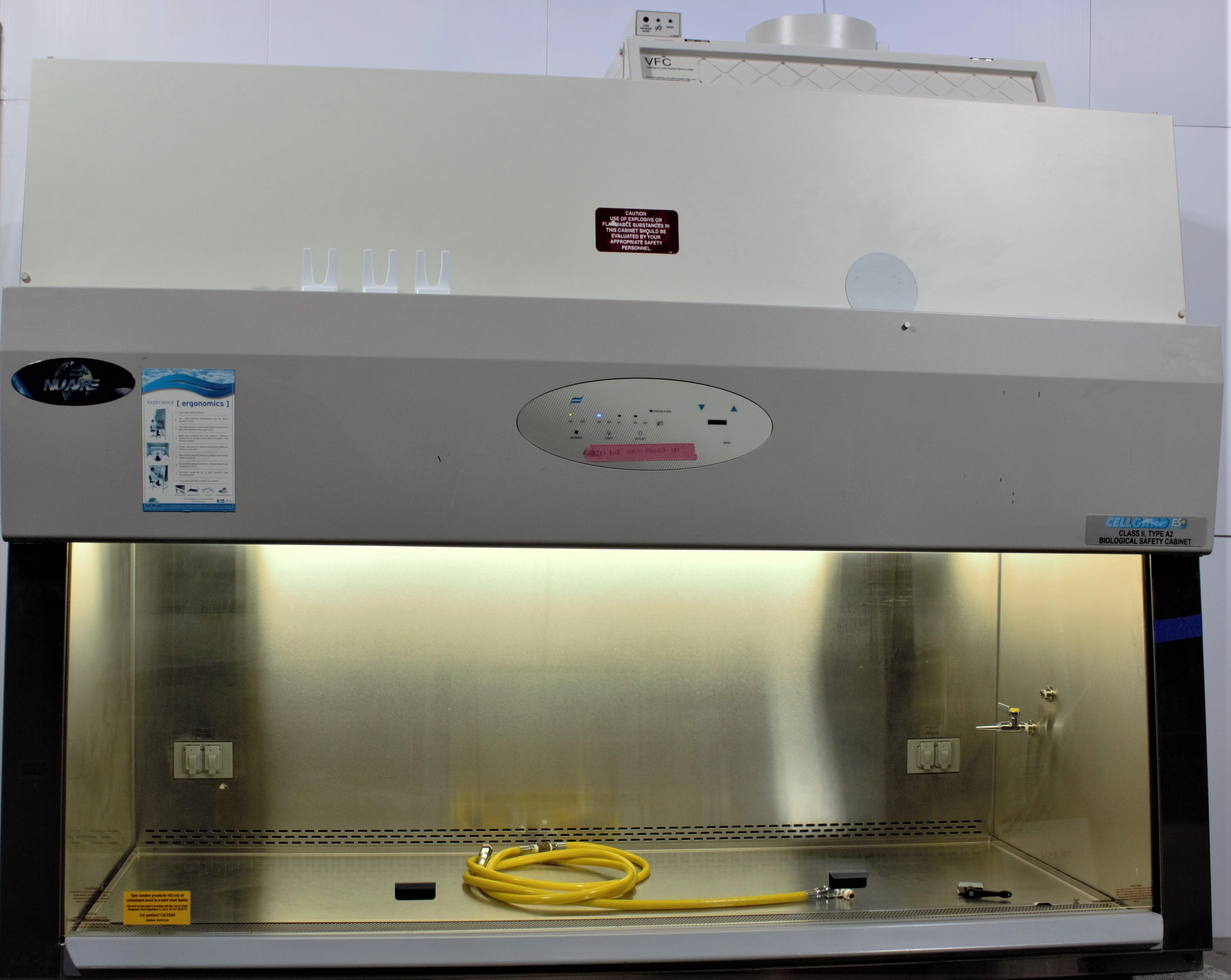 NuAire NU-477-600 Class II Type A2 Biosafety Cabinet - 3369749