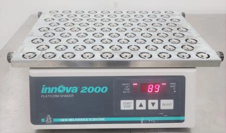 New Brunswick Innova 2000 Platform Shaker
