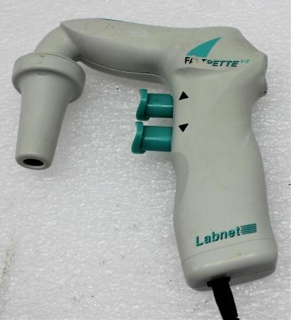 Labnet FastPette V2 P2000 Pipette Controller