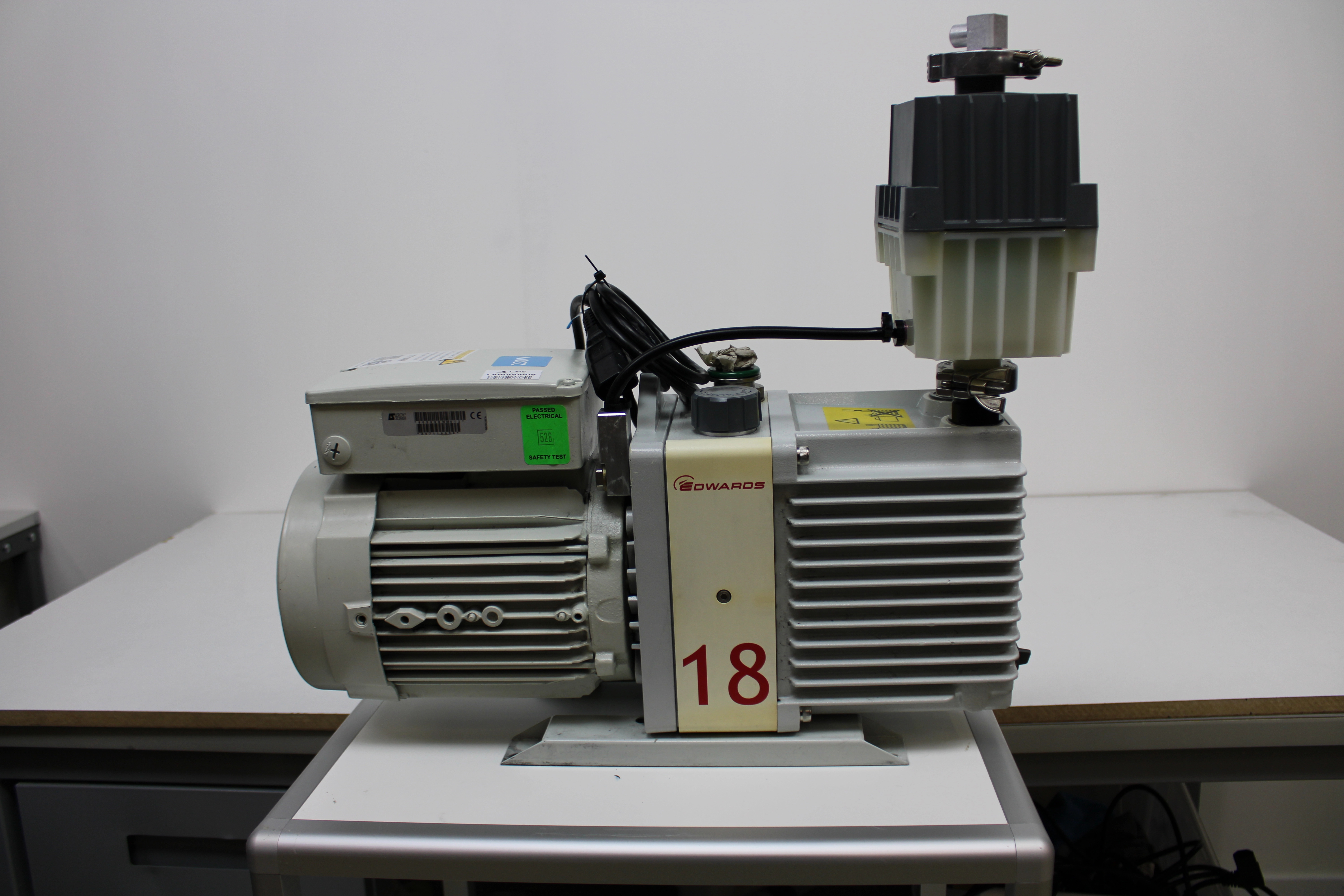 Edwards Pump 18 Vacuum Pump - 7771469