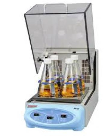 MaxQ 4450 Benchtop Orbital Shaker incubated w/ cooling heating coil laboratory