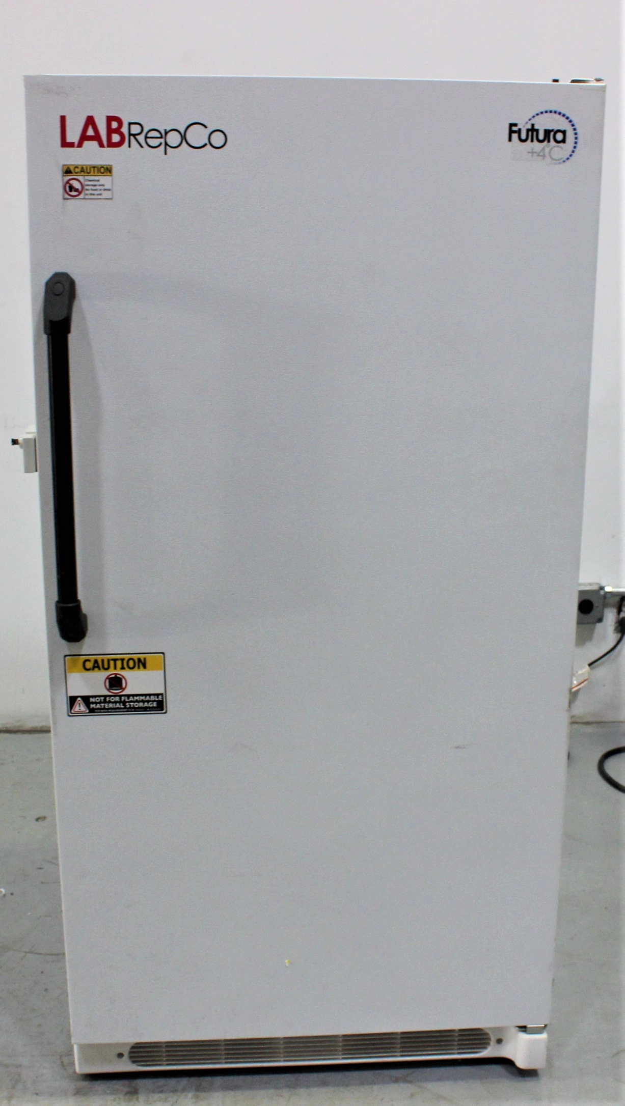 LabRepco FUTURA Silver Series Solid Door Refrigerator LABH-17-SD Used - 3367397