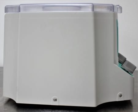 Labnet Z100-A Clinical Lab Centrifuge | LabX.com