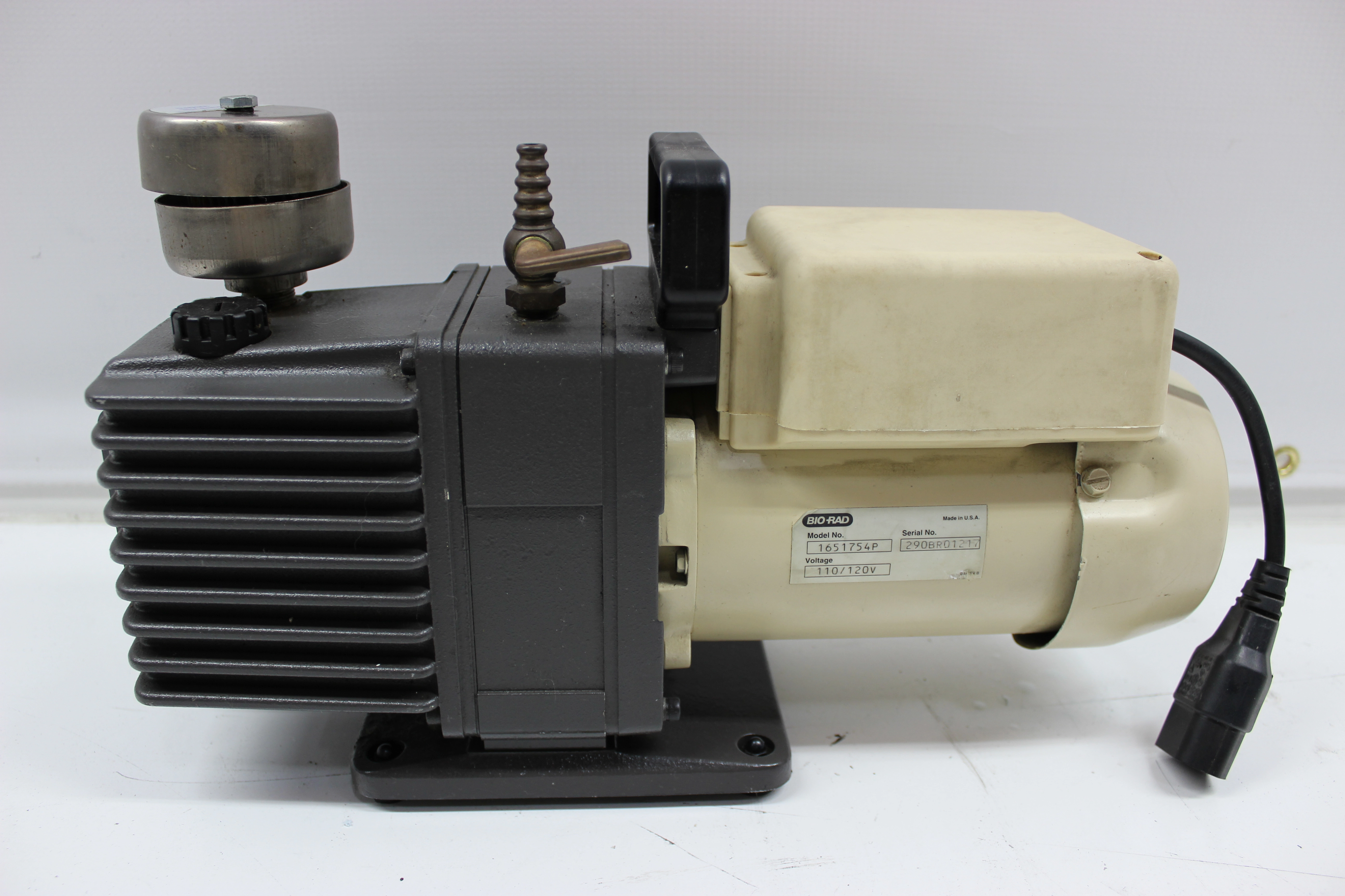 BIO-RAD Vacuum Pump 1651754P Laboratory Vacuum Pump - 3347043