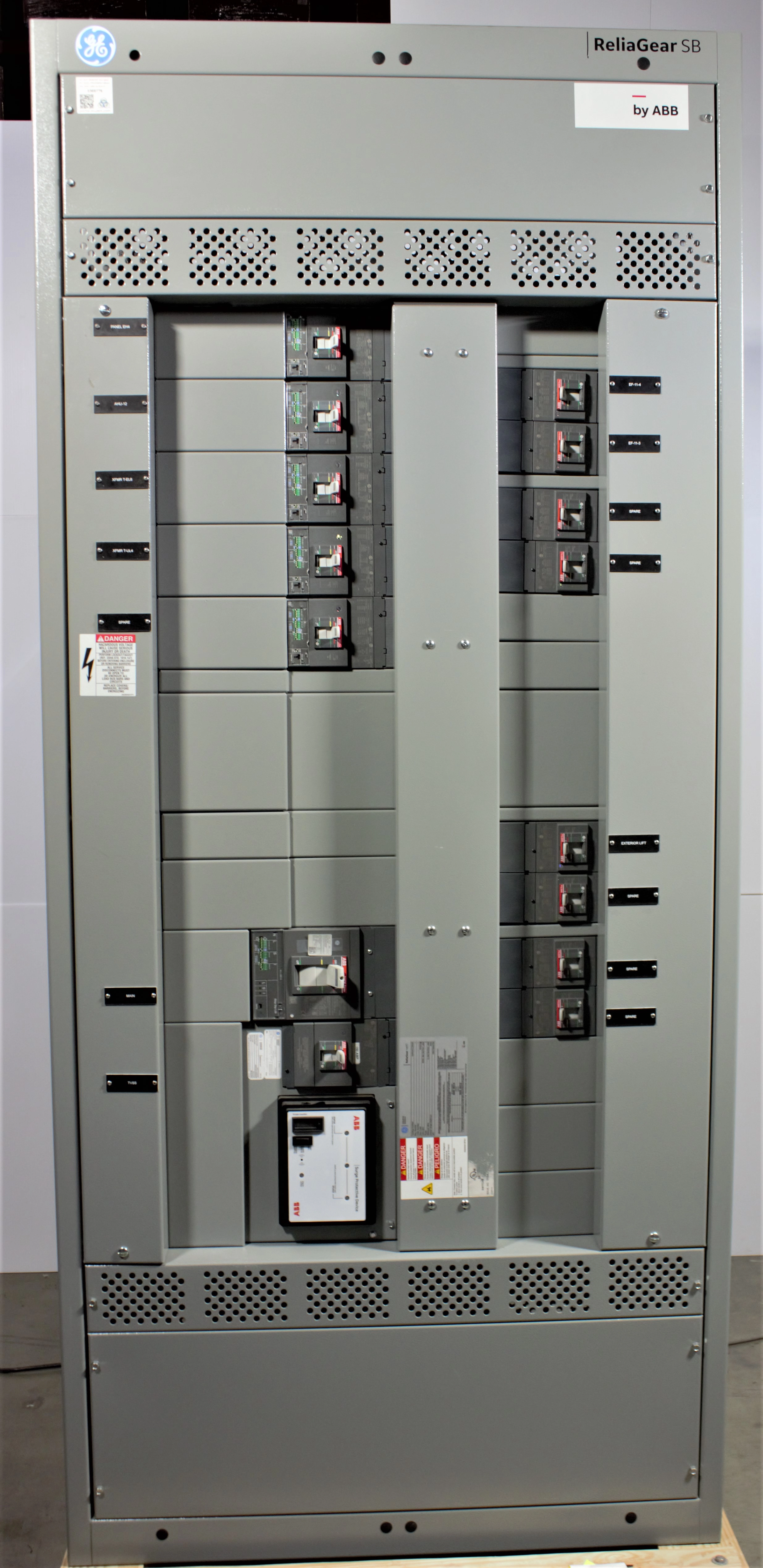 GE and ABB ReliaGear next SwitchBoard Panel 600V - 3369776