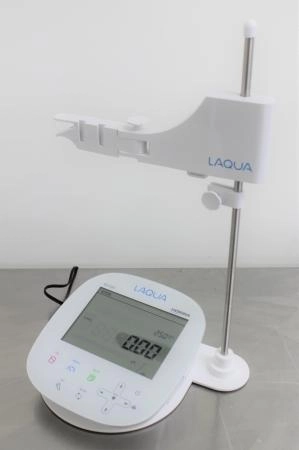 Horiba Laqua EC1100 Benchtop Water Quality Meter with Electrode Stand