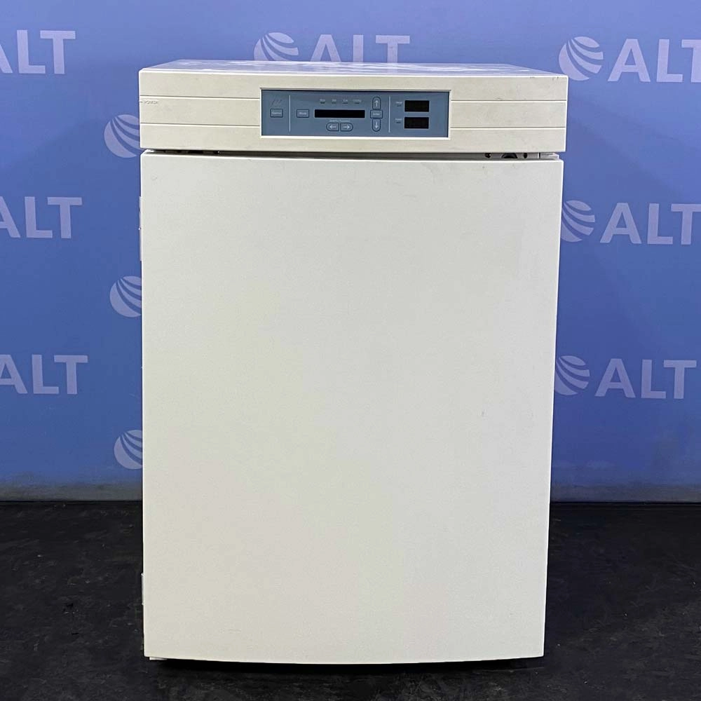 Thermo Scientific Forma Series II 3110 Water Jacketed CO2 Incubator