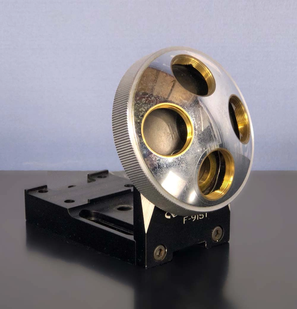 Newport F-915T Single-Mode Fiber Coupler With Four Place Objective Turret