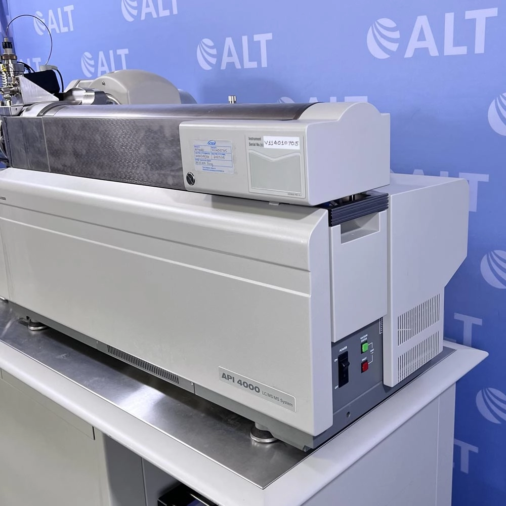 Applied Biosystems  Sciex API 4000 With Shimadzu HPLC, Peak Generator And CTC PAL Autosampler