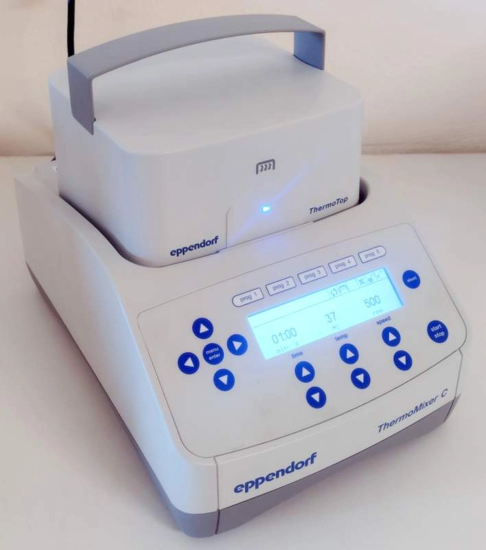 Eppendorf Thermomixer R Incubator Shaker W/ 1.5 Ml Block Model 5355