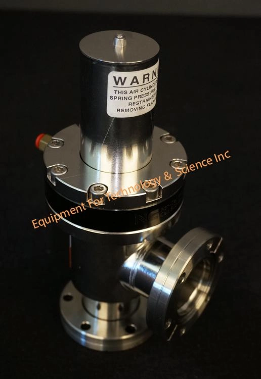 Norcal CSVP-1502-CF right angle UHV pneumatic valve 2.75OD CF (2912)