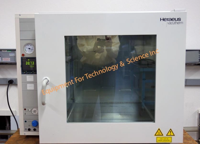 Heraeus VT6130M vacuum oven, max 200C, programmable (3023)