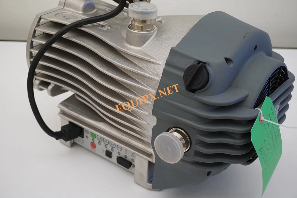 Edwards XDS10i scroll pump, NEW IN ORIGINAL PACKING, 6.5cfm, ULTIMATE VACUUM 5mtorr (4382)