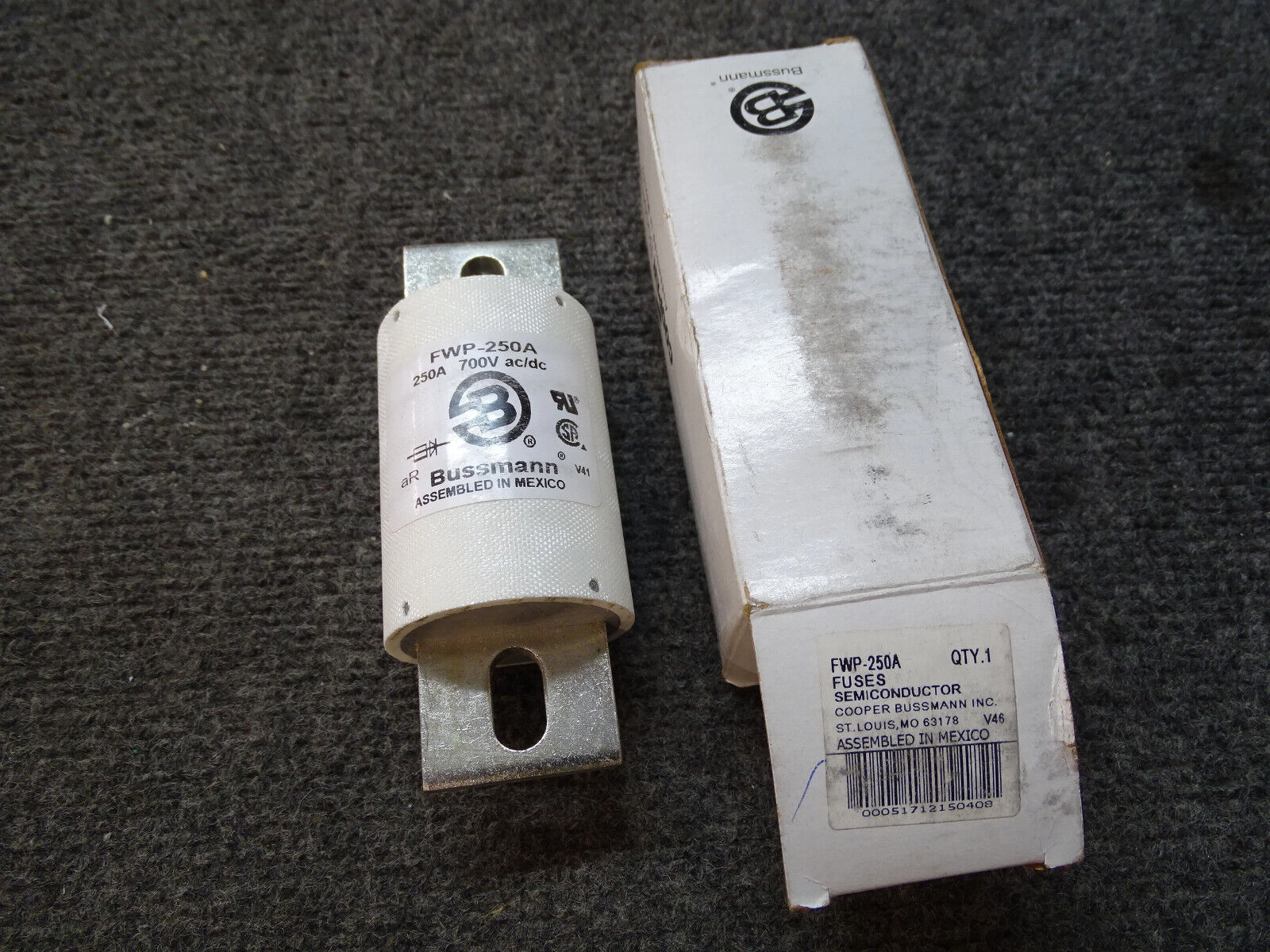 Cooper Bussman FWP-250A Fuse 700VAC/DC 250A Semico