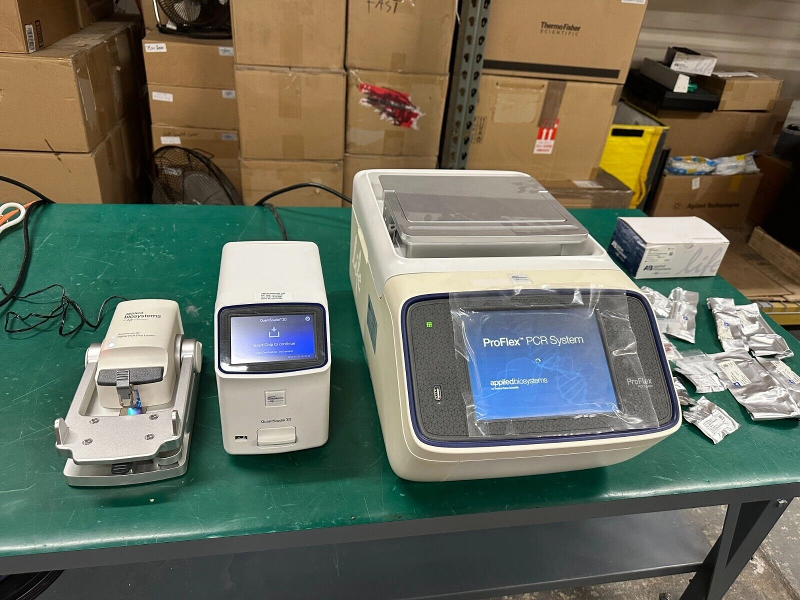 Applied Biosystems QuantStudio 3D Digital PCR Syst