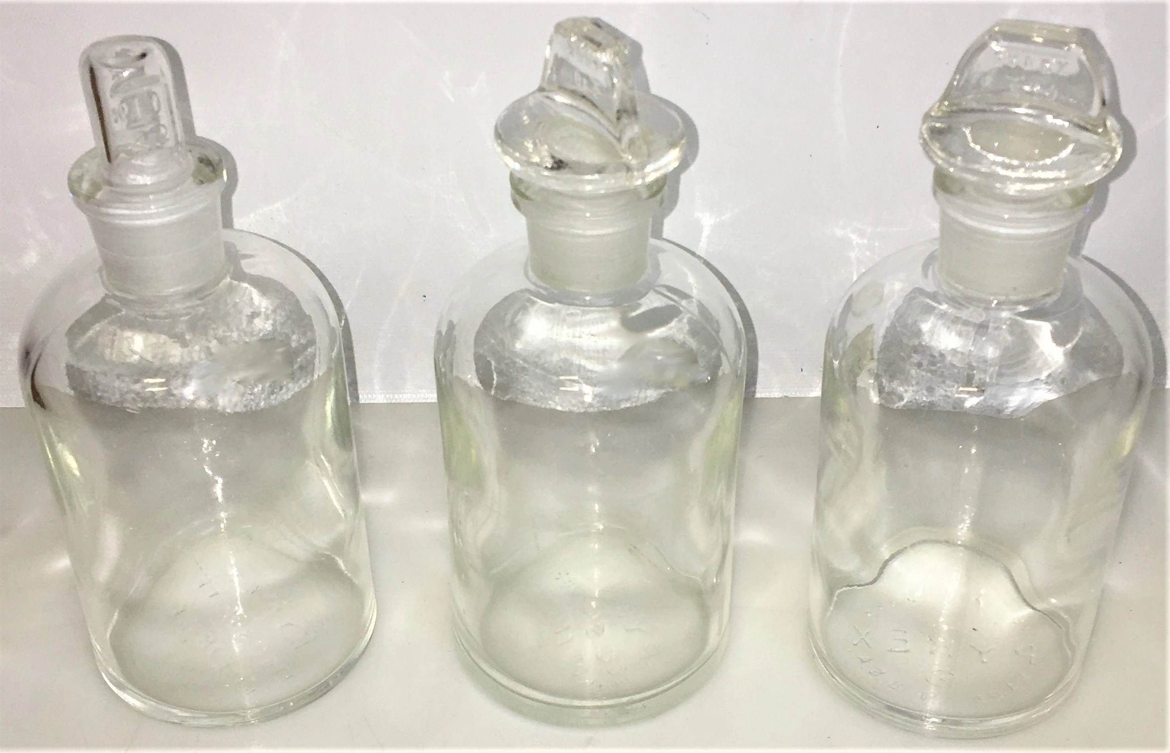 Corning PYREX 1500-250 Reagent Storage Bottle with Stopper - 250mL