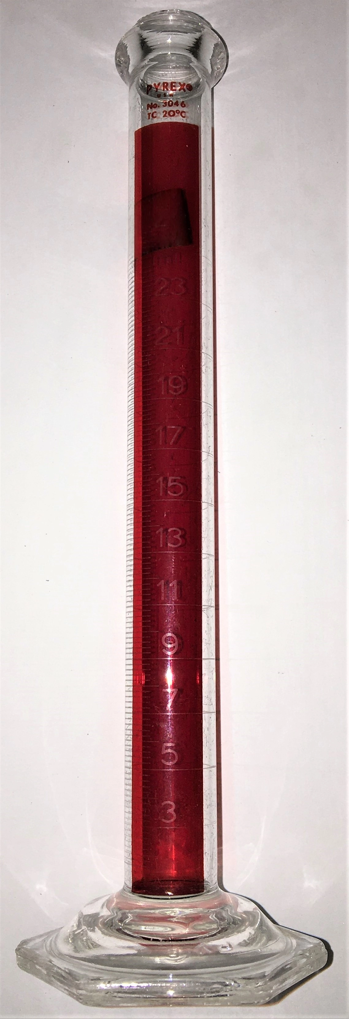 Corning PYREX 3046-25 Lifetime Red Graduated Cylinder with Beaded Rim (25mL)