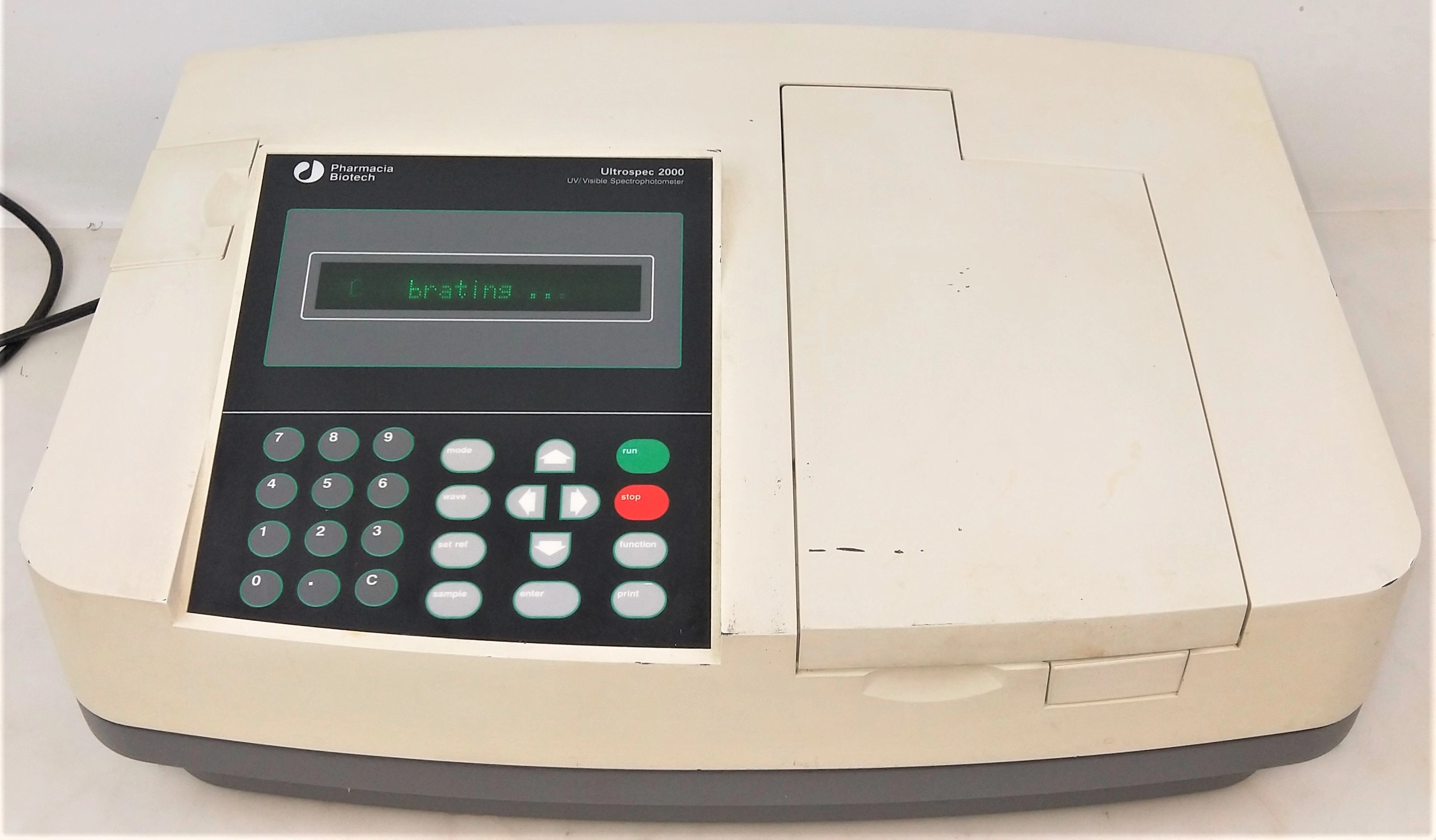 Pharmacia Ultrospec 2000 UV-Visible Spectrophotometer (190 to 1100 nm) - FOR PARTS