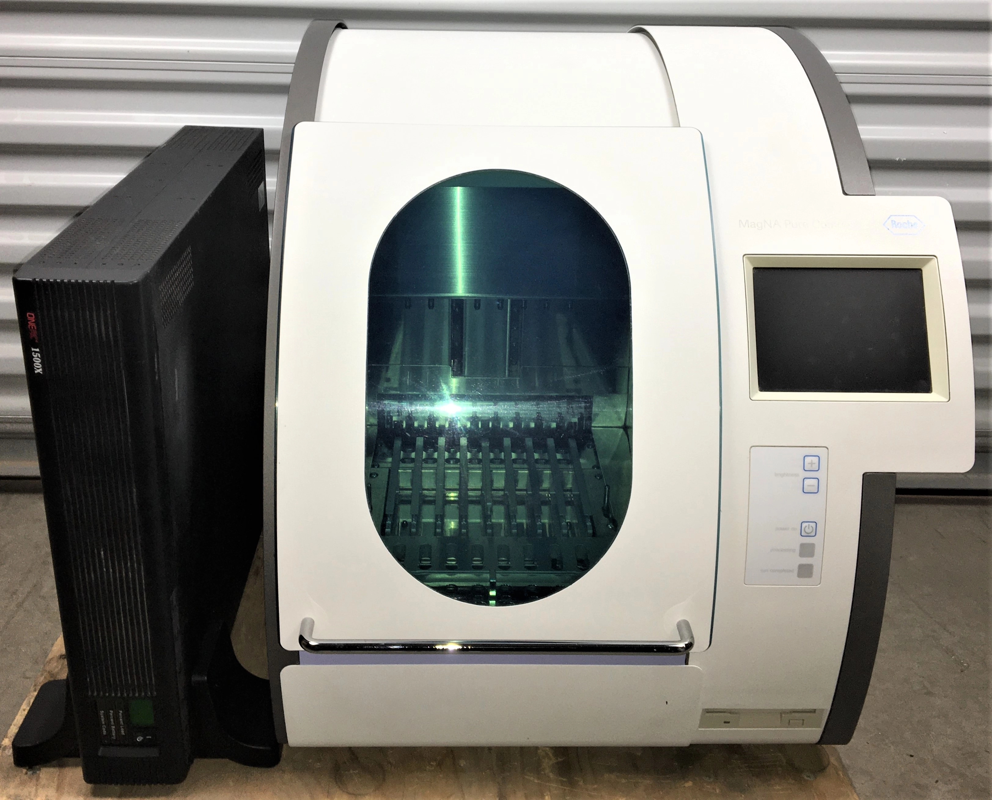 Roche MagNA Pure Compact Nucleic Acid Isolation System