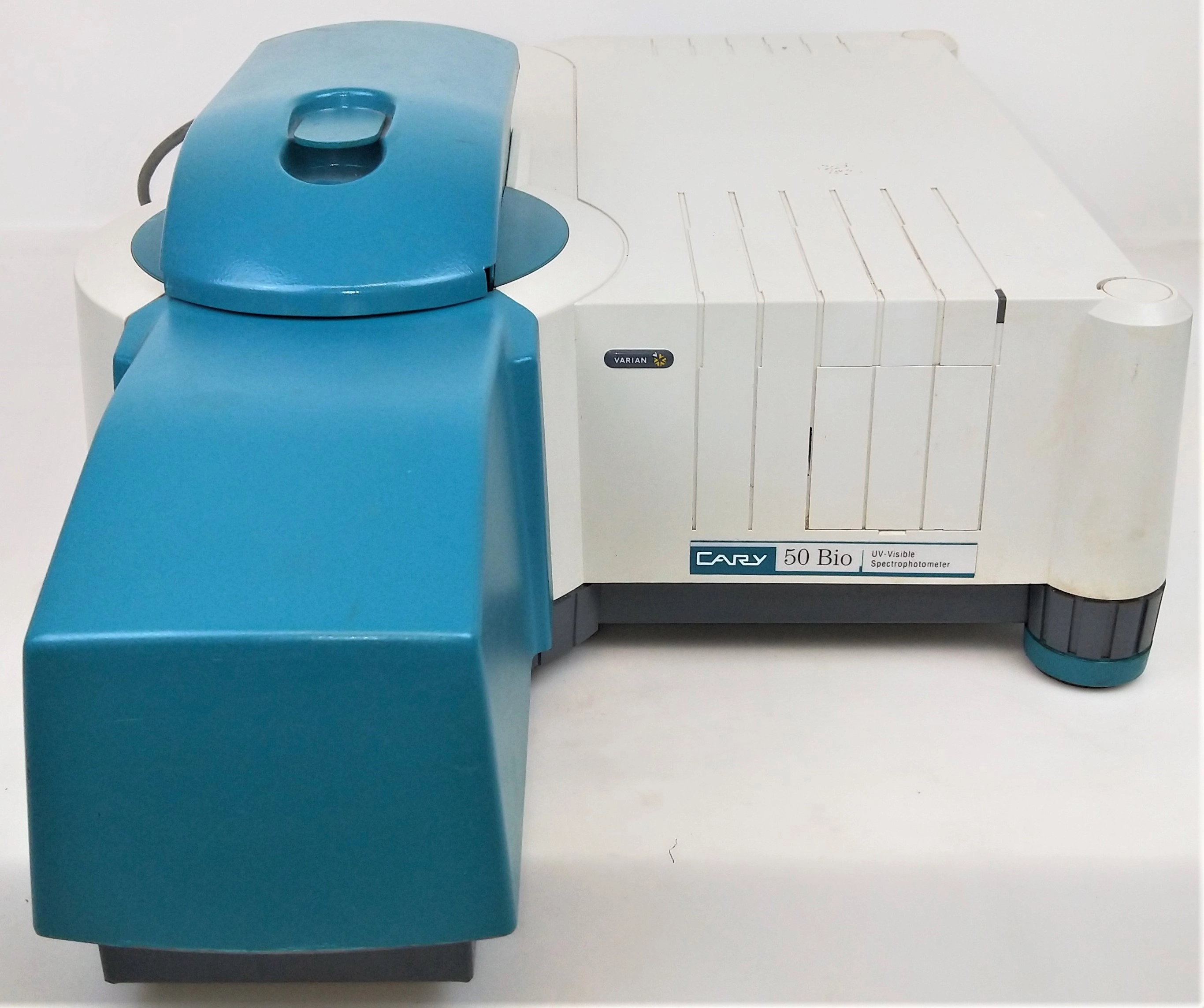 Varian Cary 50 Bio UV-Visible Spectrophotometer (190 to 1100 nm)