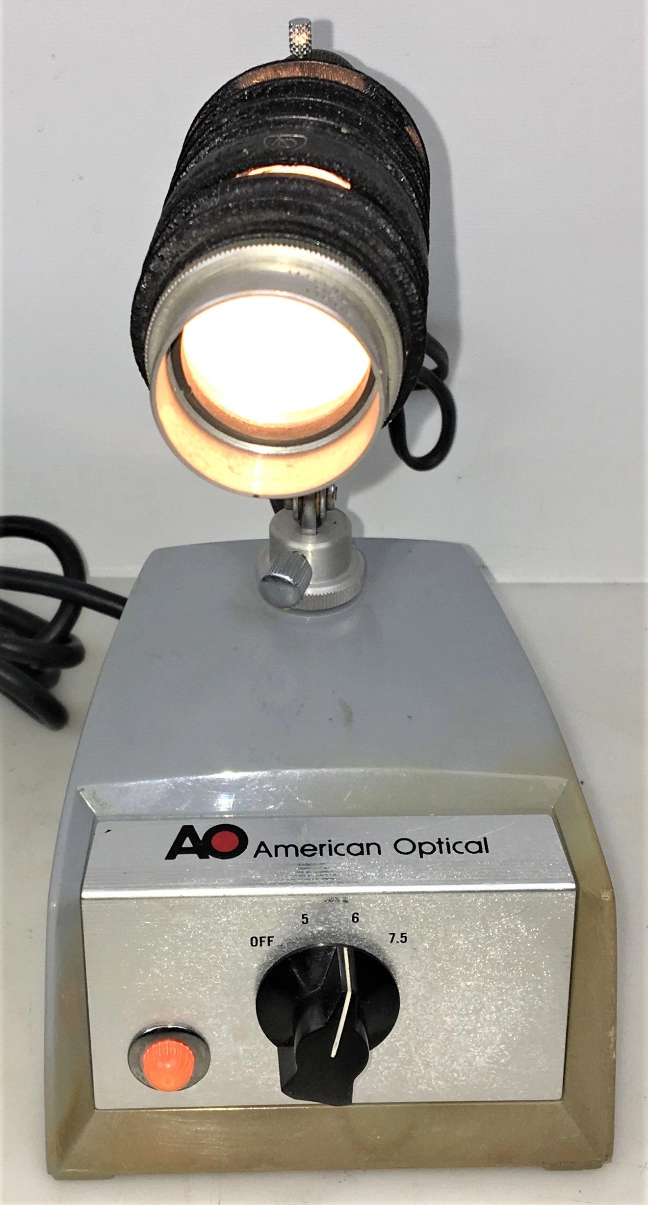 American Optical StarLite 651 Variable Transformer with Lamp