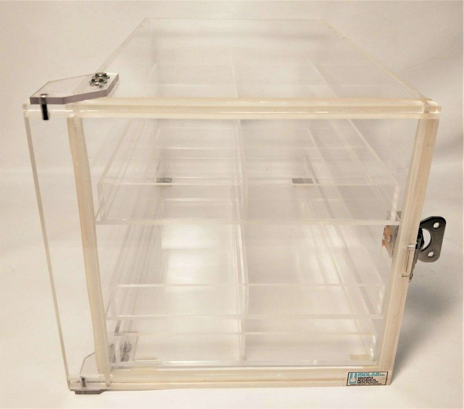 Isolab Acrylic Desiccator Cabinet