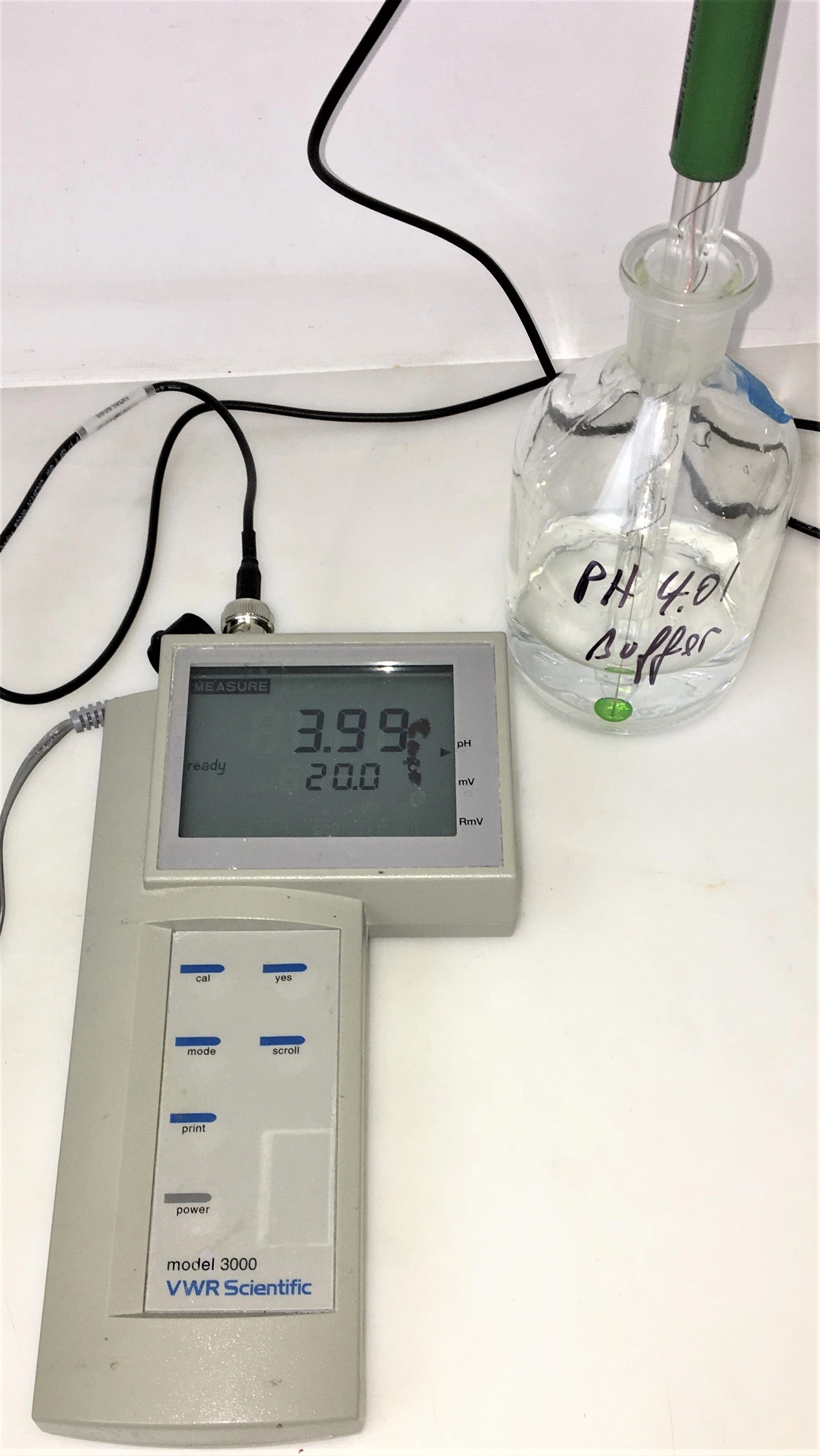 VWR 3000 Portable pH Meter with New Electrode