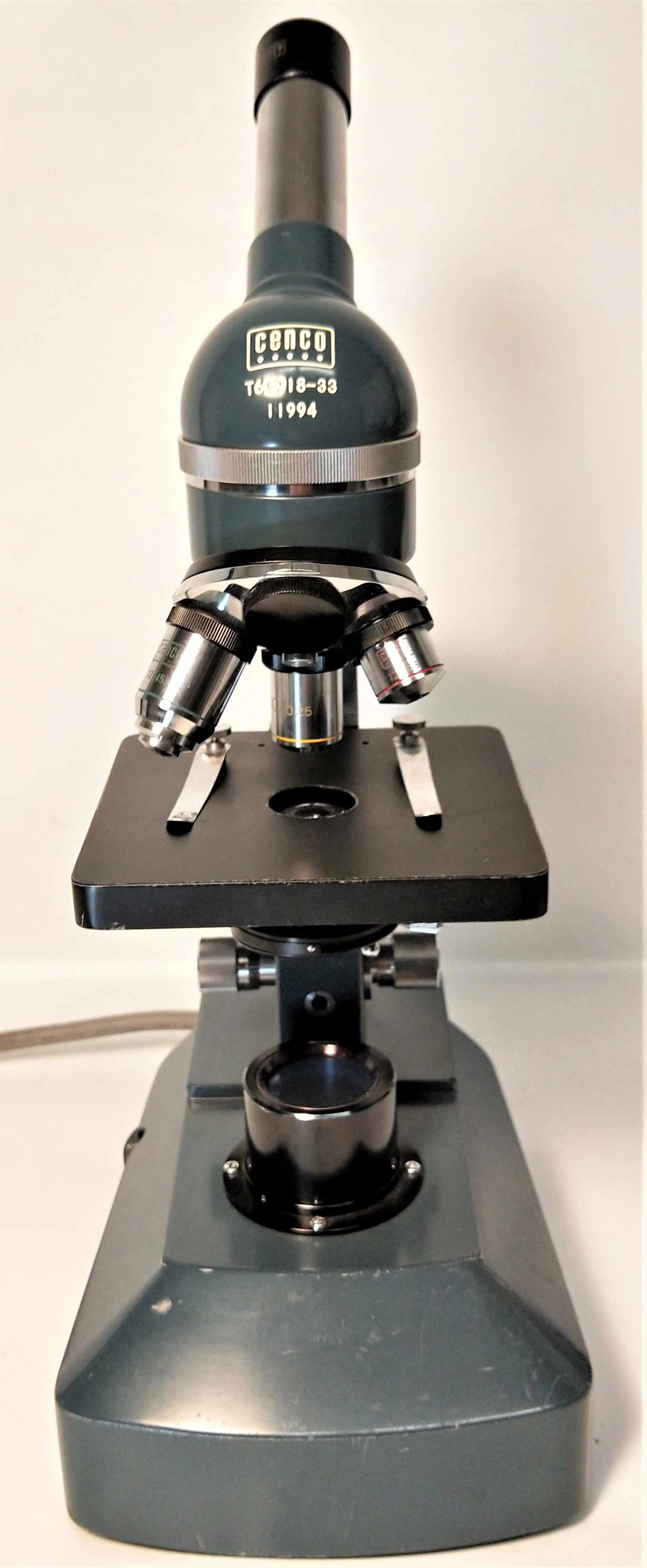 Cenco HVS-20 (T60918-33) Monocular Microscope with Illumination