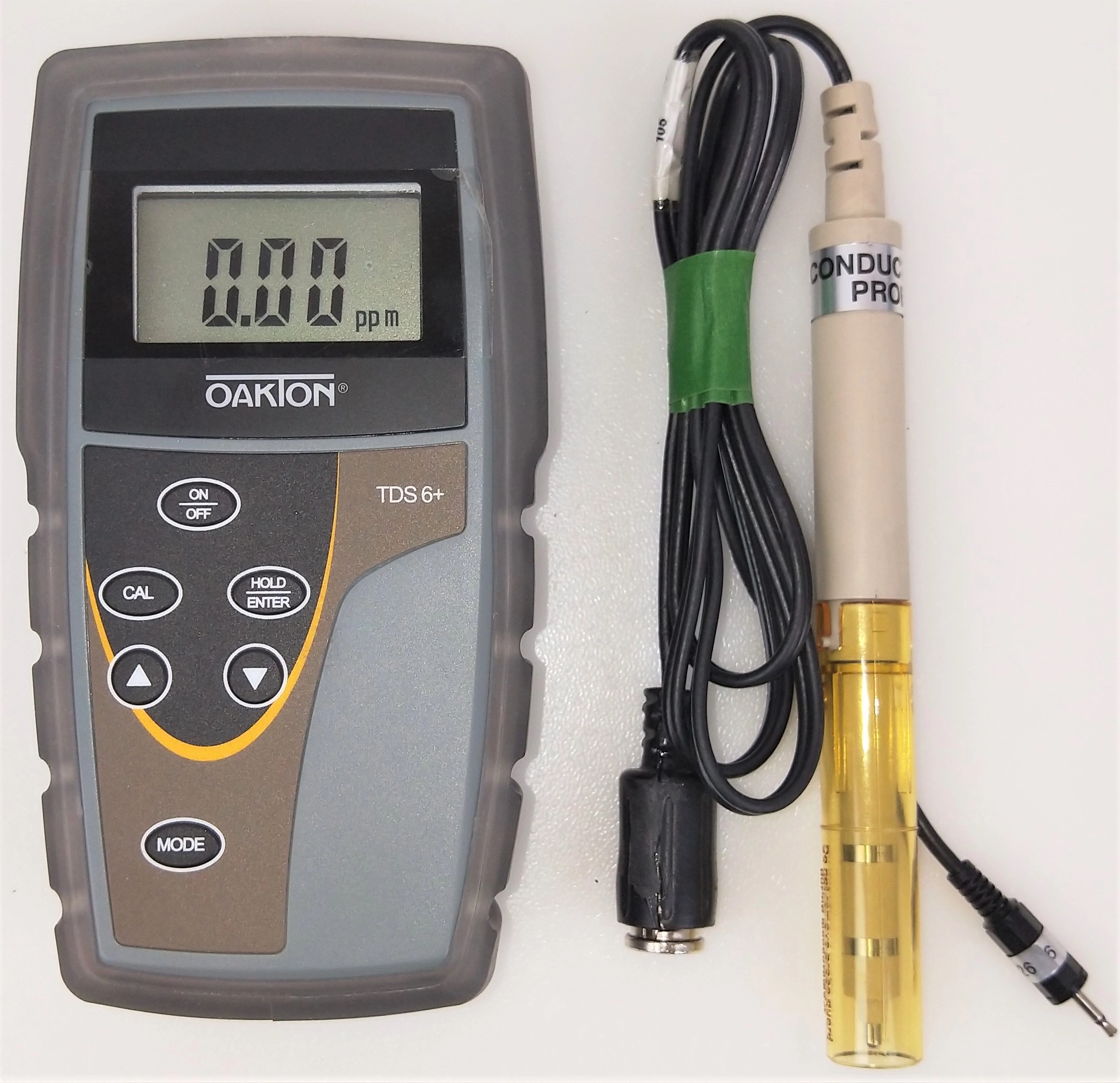 Oakton TDS 6+ Digital TDS-Conductivity Meter with Probe