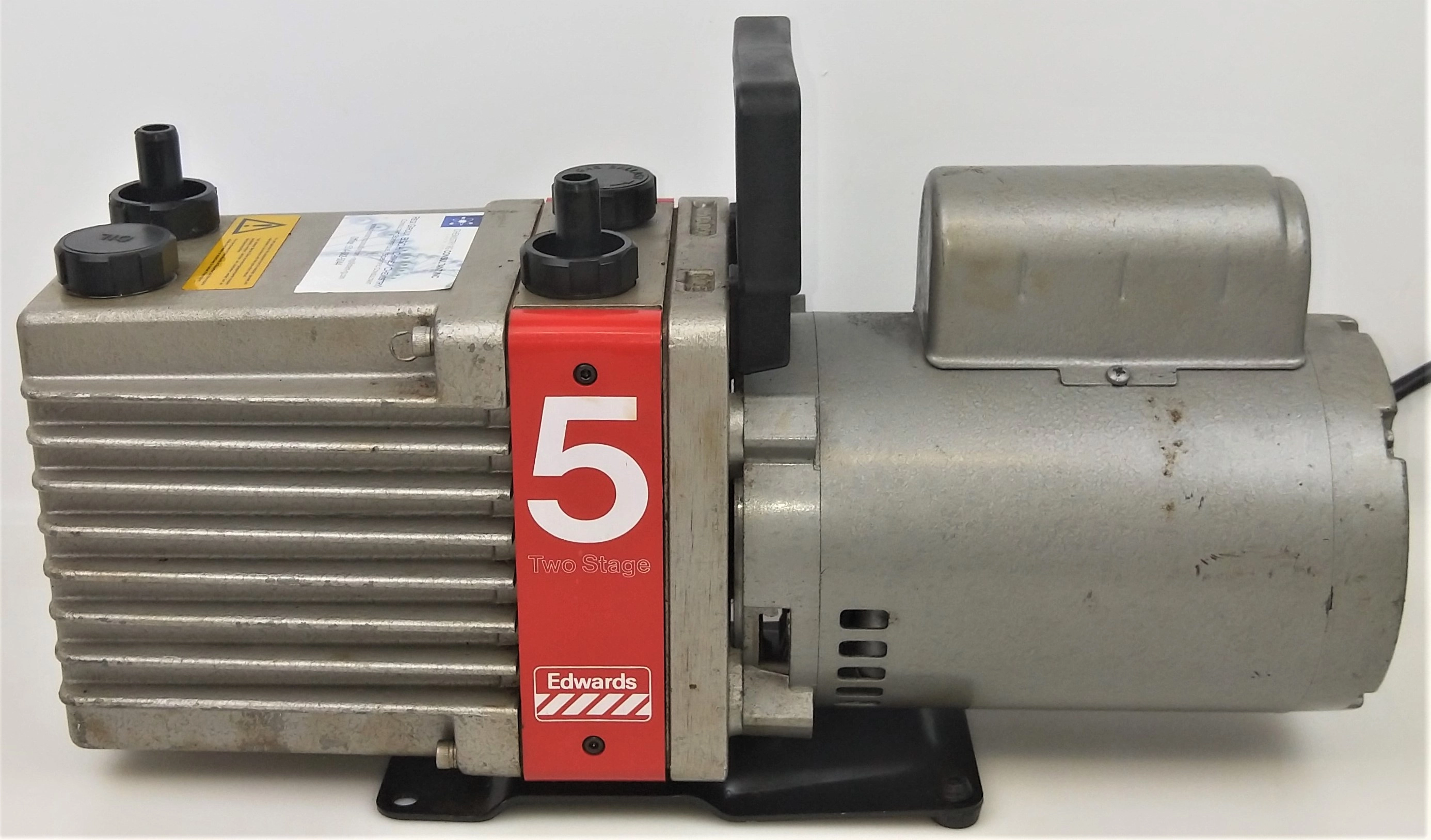 Edwards E2M5 Rotary Vacuum Pump (3.9cfm)