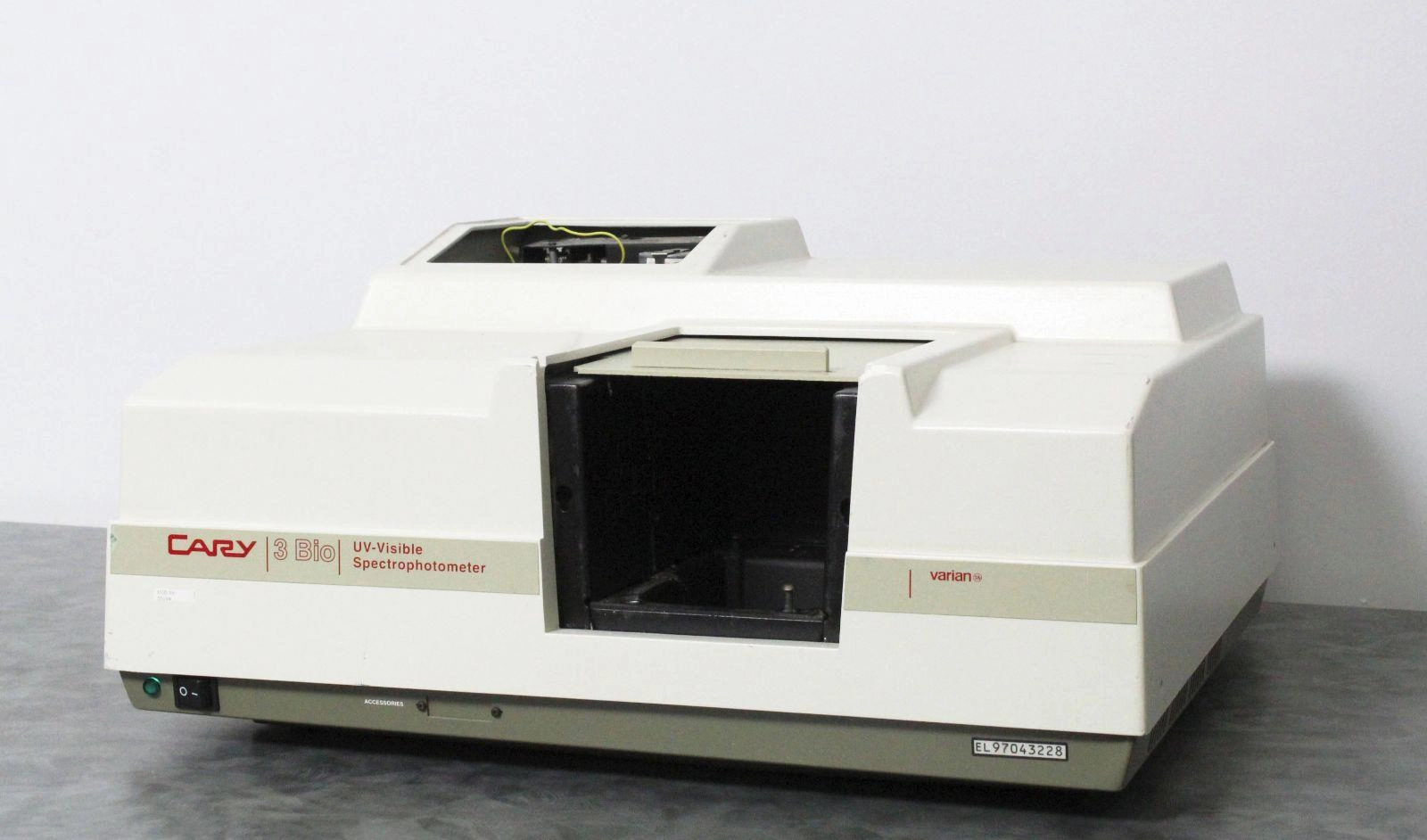 Varian Cary 3 Bio UVVisible Spectrophotometer for Parts For Sale
