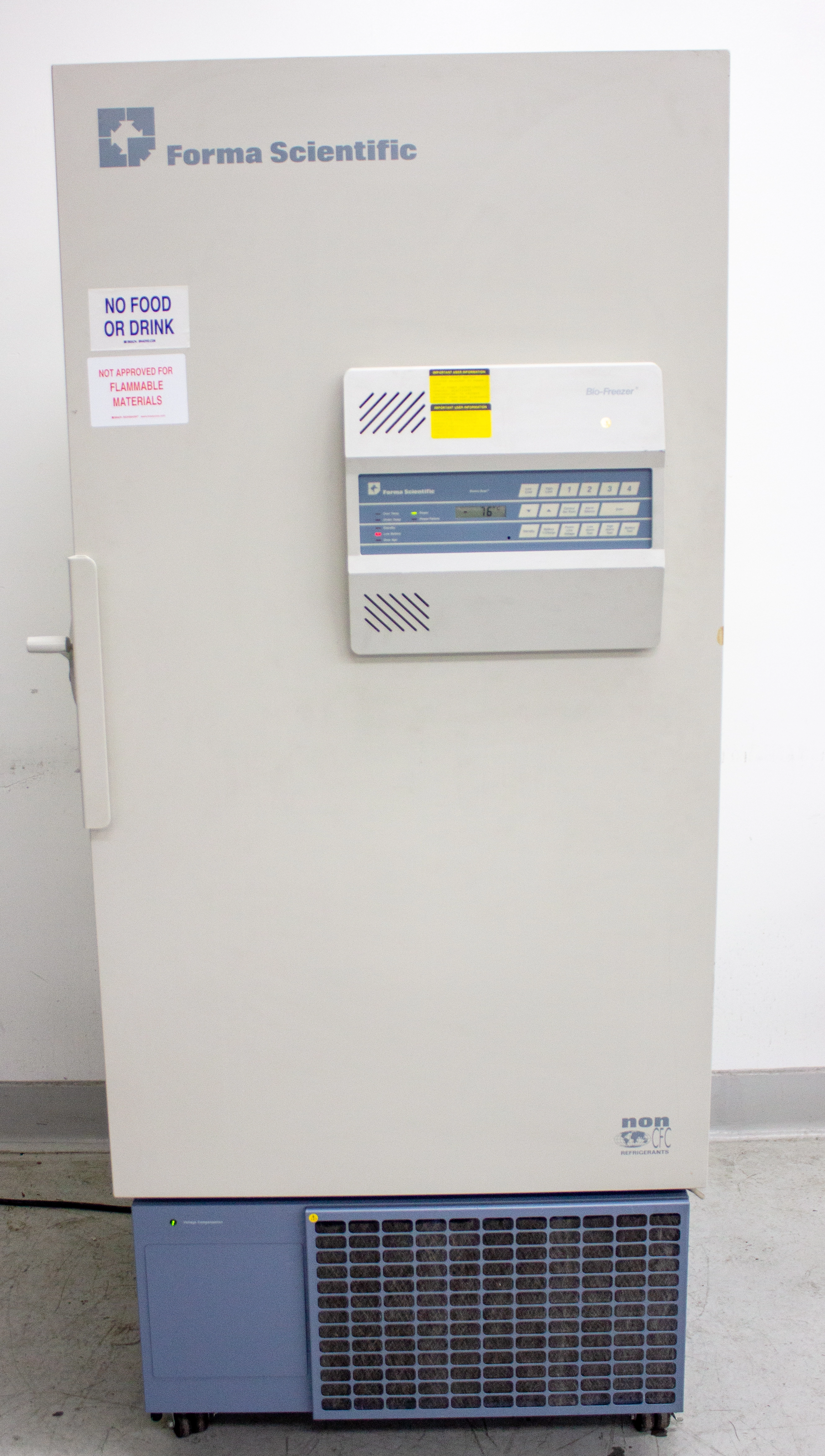 Thermo Forma Scientific -86 Ultra Low Temperature Freezer Model 8525 - 3370681