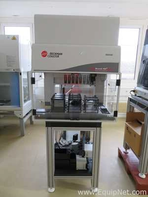 Beckman Coulter Biomek NXP Laboratory Liquid Handler