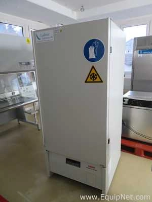 Sanyo MDF-U443 Laboratory Freezer