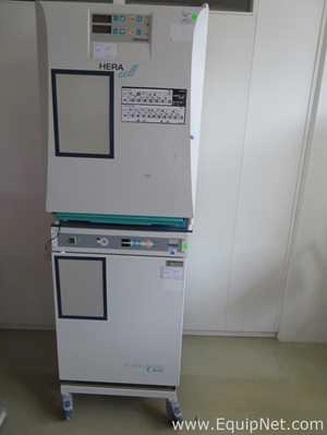 Lot Of Two Heraeus Hera Cell And Heraeus Function Line BB16 Incubators