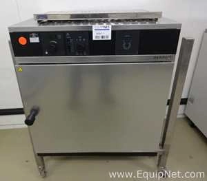 Memmert UE 500 Lab Oven with Stainless Steel Tray