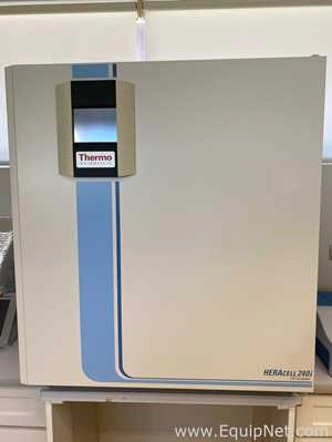 Thermo Fisher Scientific Heracell 240i Incubator | LabX.com