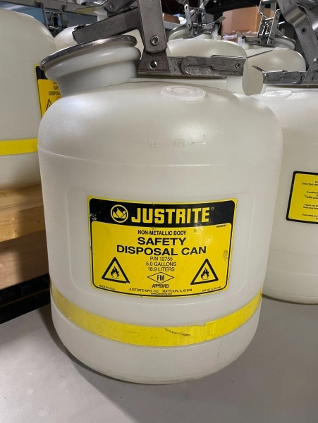 Justrite 5 Gallon Poly Disposal Safety Can