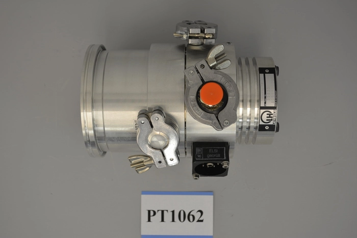 Plasmatherm | TurboVac 151C, Leybold Turbomolecular Pump