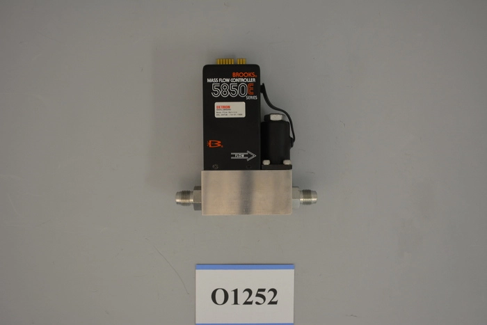 Brooks | 5850E, 1000 SCCM N2, Card-Edge Mass Flow Controller