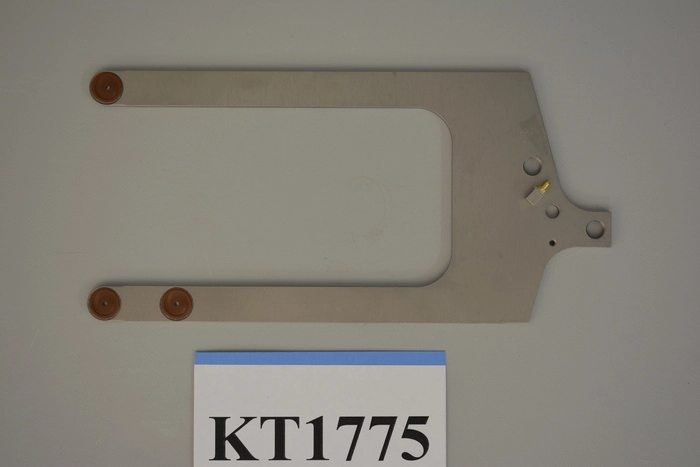 KLA-Tencor | 503363, 8in/200mm, End Effector Puck Assembly