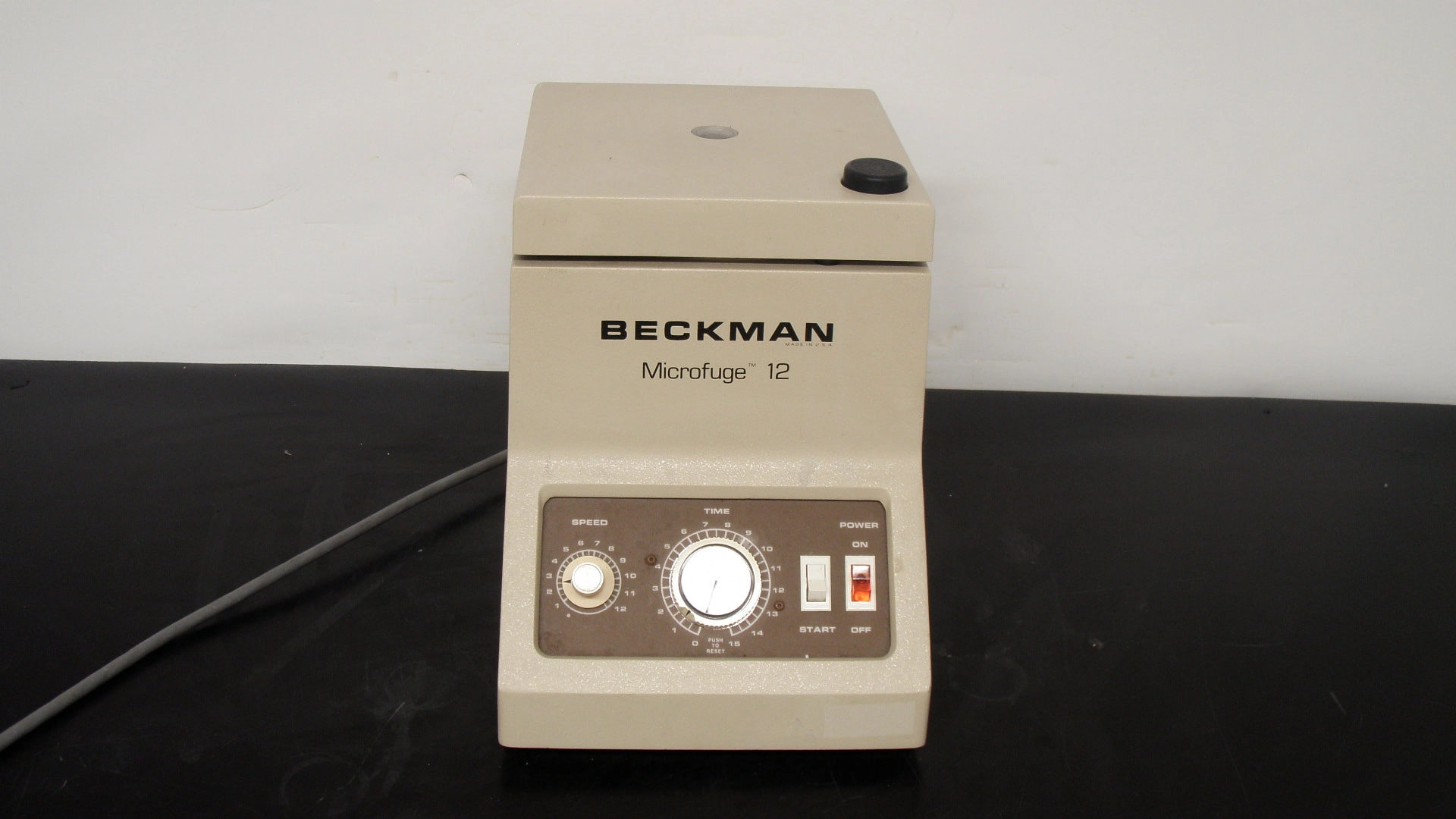 Beckman  Microfuge 12 with Rotor, Tested!