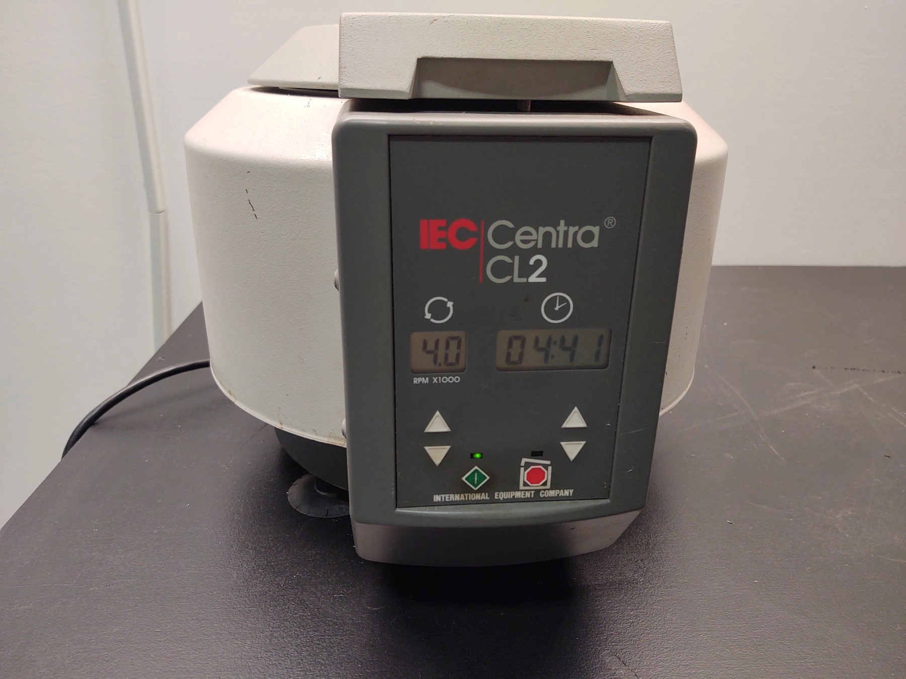 IEC  Benchtop Centrifuge Centra CL2