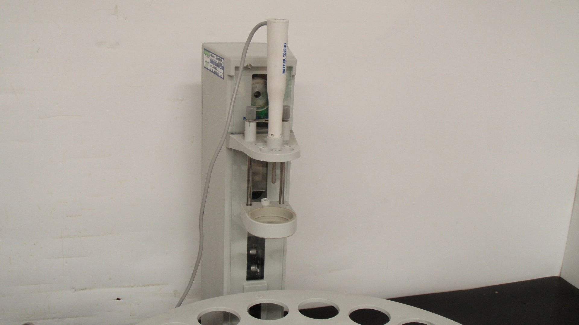 Mettler Toledo Titration System 2, Tested! DL58 Titrator, Rondo Sample Changer, RSP42 Printer