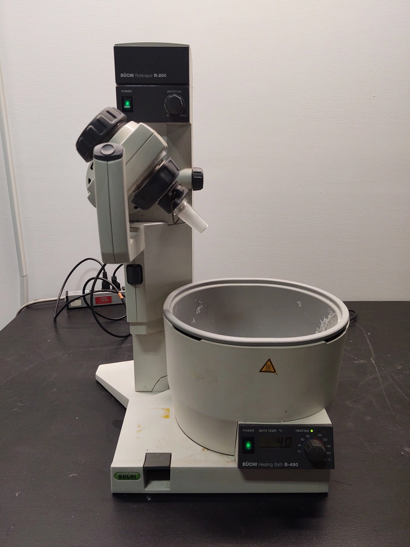 Buchi  R-200 Rotovap Rotary Evaporator with B-490 Bath