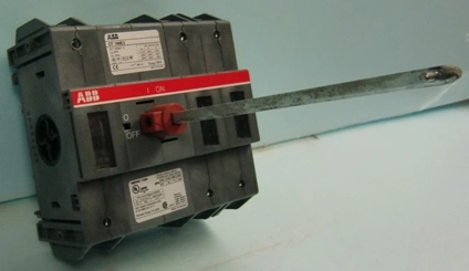 ABB OT 160E3 GENERAL PURPOSE SWITCH 600 VAC 125A 3PH VAC 240 HP 40, VAC 480 HP 75, VAC 600 HP 100 SH