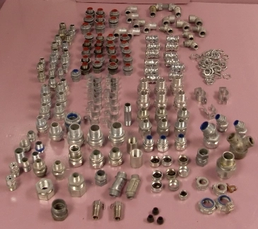 LOT OF MULTIPLE ELECTRICAL FITTINGS CONSISTING OF (12) &frac34;" UL SA 78B/Q1, (6) &frac12;" ELF UNILETS, (3)CH EC