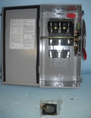 WESTINGHOUSE HEAVY DUTY SAFETY SWITCH / DISCONNECT CAT# RHFN323 240AC 7 1/2-30 STANDARD HP 15-30 MAX
